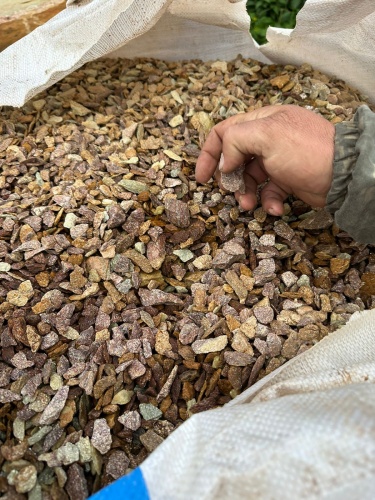 Златолит персиковый декоративная каменная крошка купить в Самаре