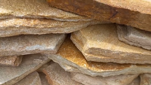 Плитняк златолит жёлтый золотистый для фасада 1,5-3см купить в Самаре