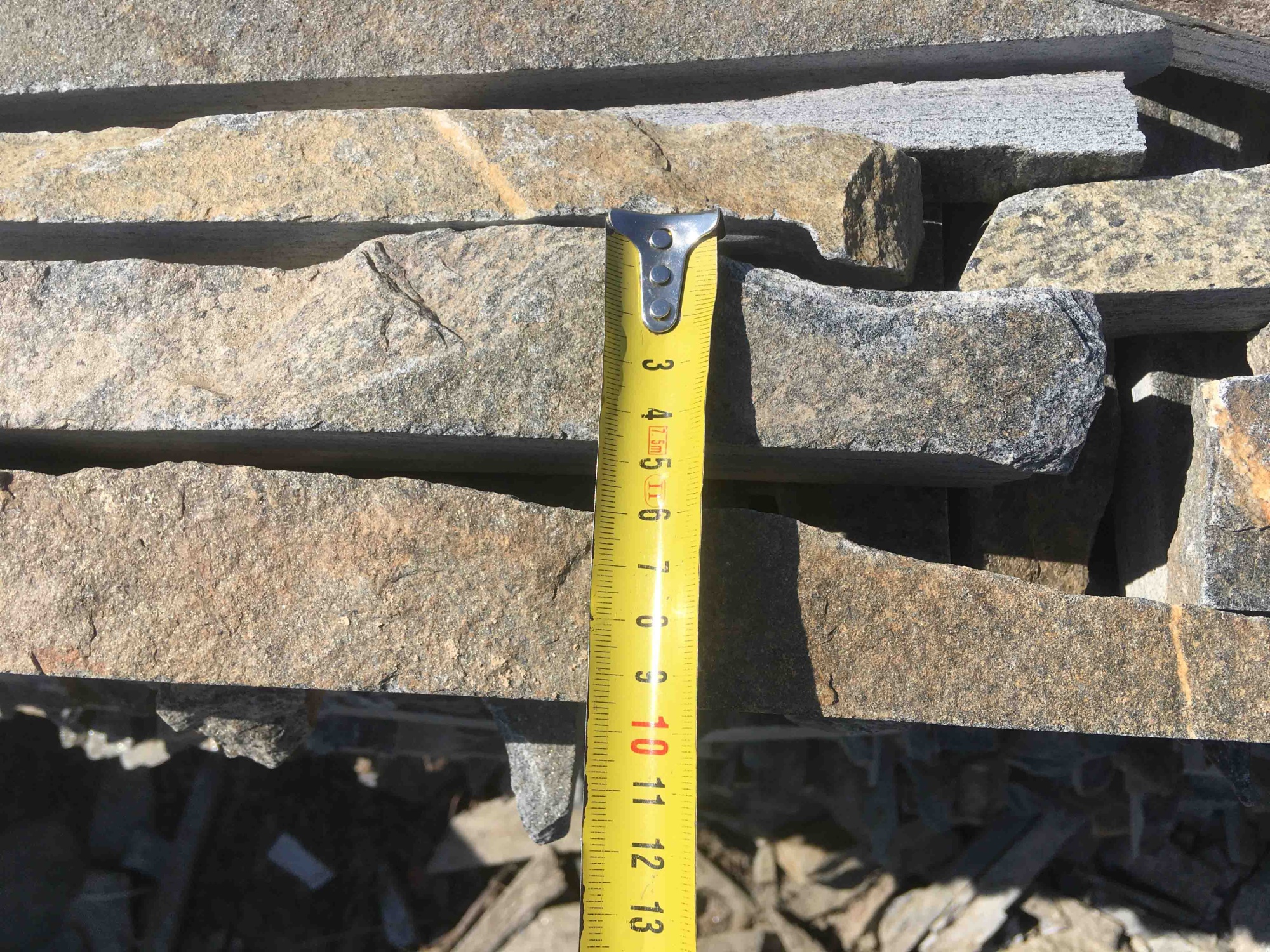 Горбушка златолит мультиколор для облицовки купить в Самаре