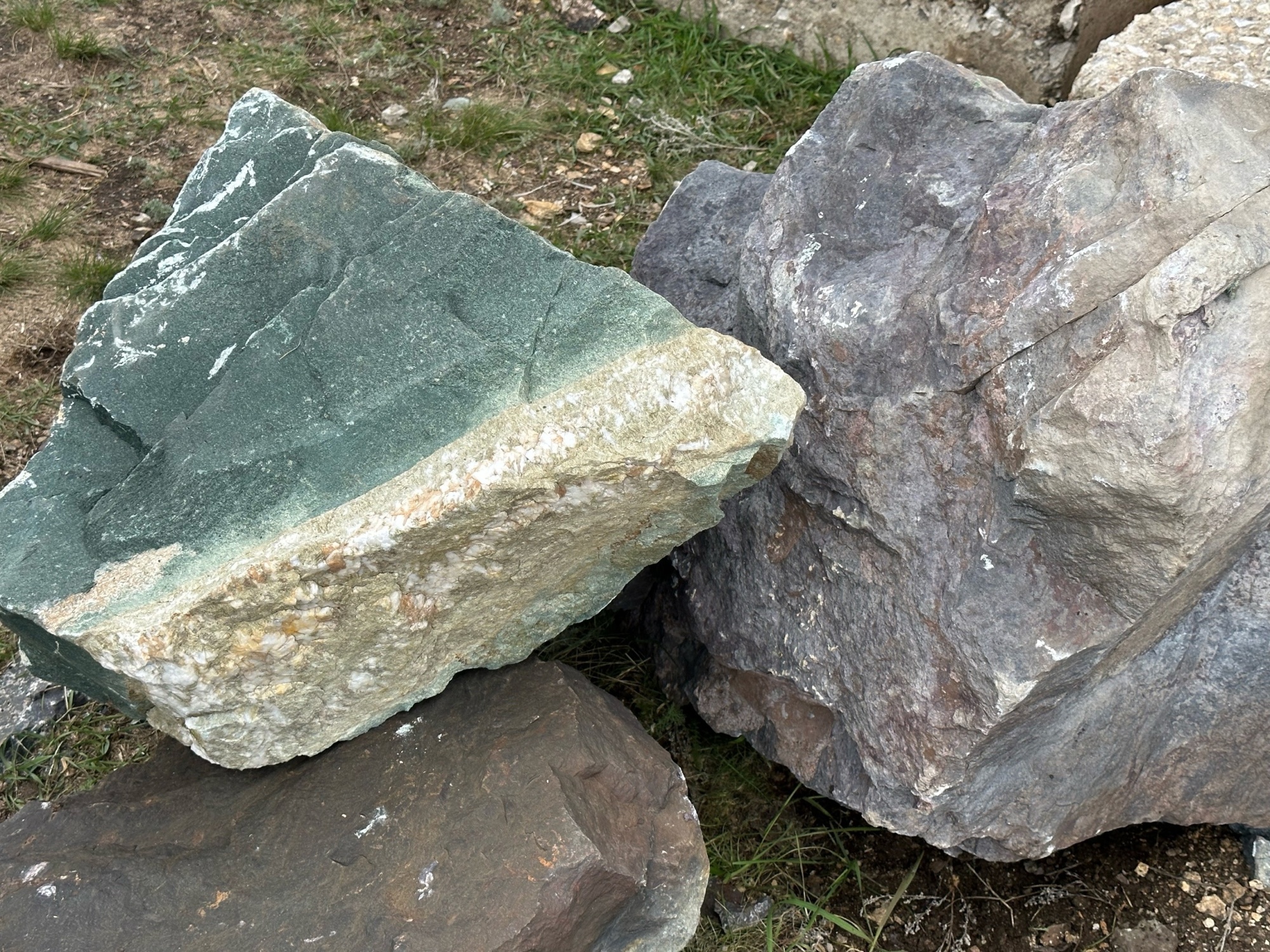 Камни для ландшафтного дизайна зелёные 10-60 килограмм купить в Самаре