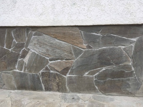 Плитняк златолит Уральский для цоколя, отмостки купить в Самаре