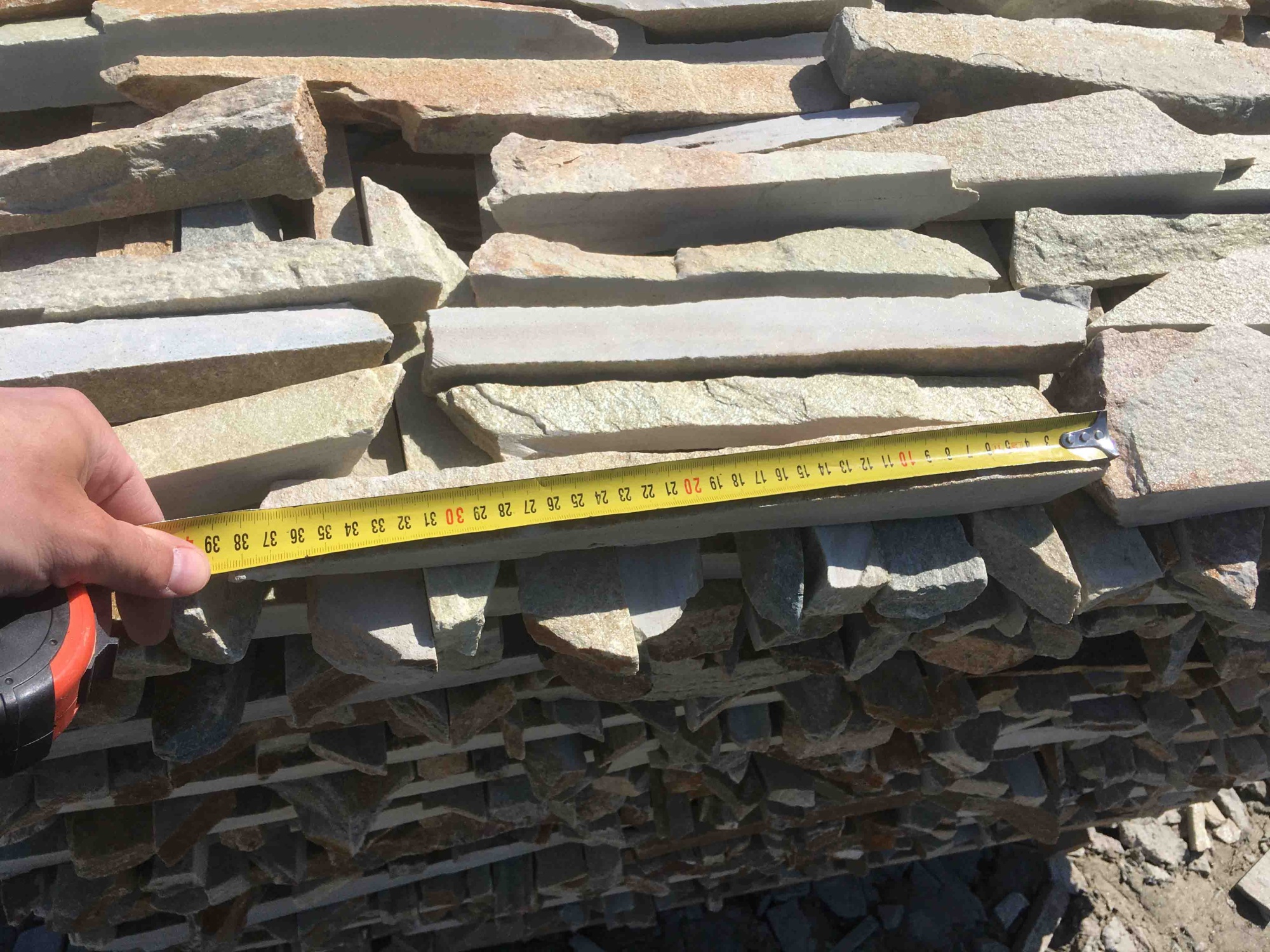 Горбушка златолит золотистый для облицовки купить в Самаре