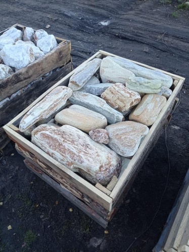 Златолит жёлтый, жёлто-зелёный глыбки и валуны для ланшафтного дизайна купить в Самаре