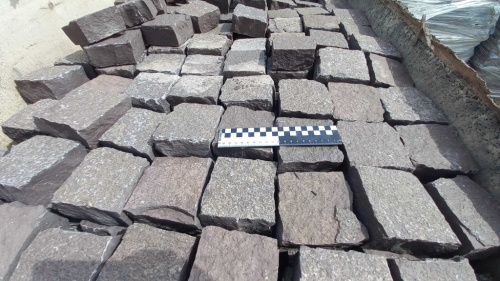 Лемезит колотая брусчатка 10 * 10 см. для парковки купить в Самаре